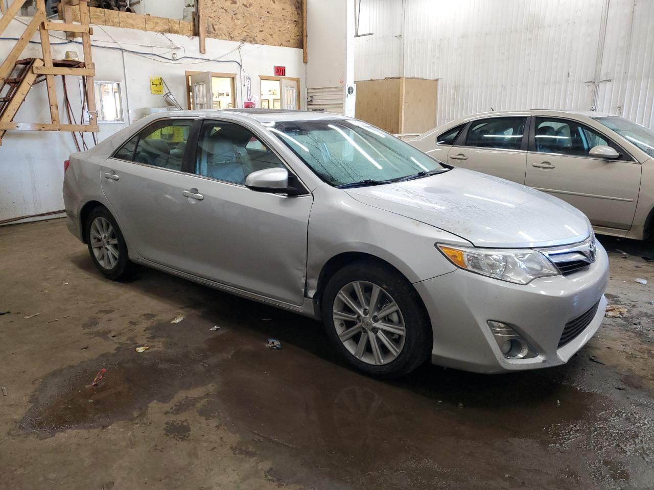2013 Toyota Camry - Image 4