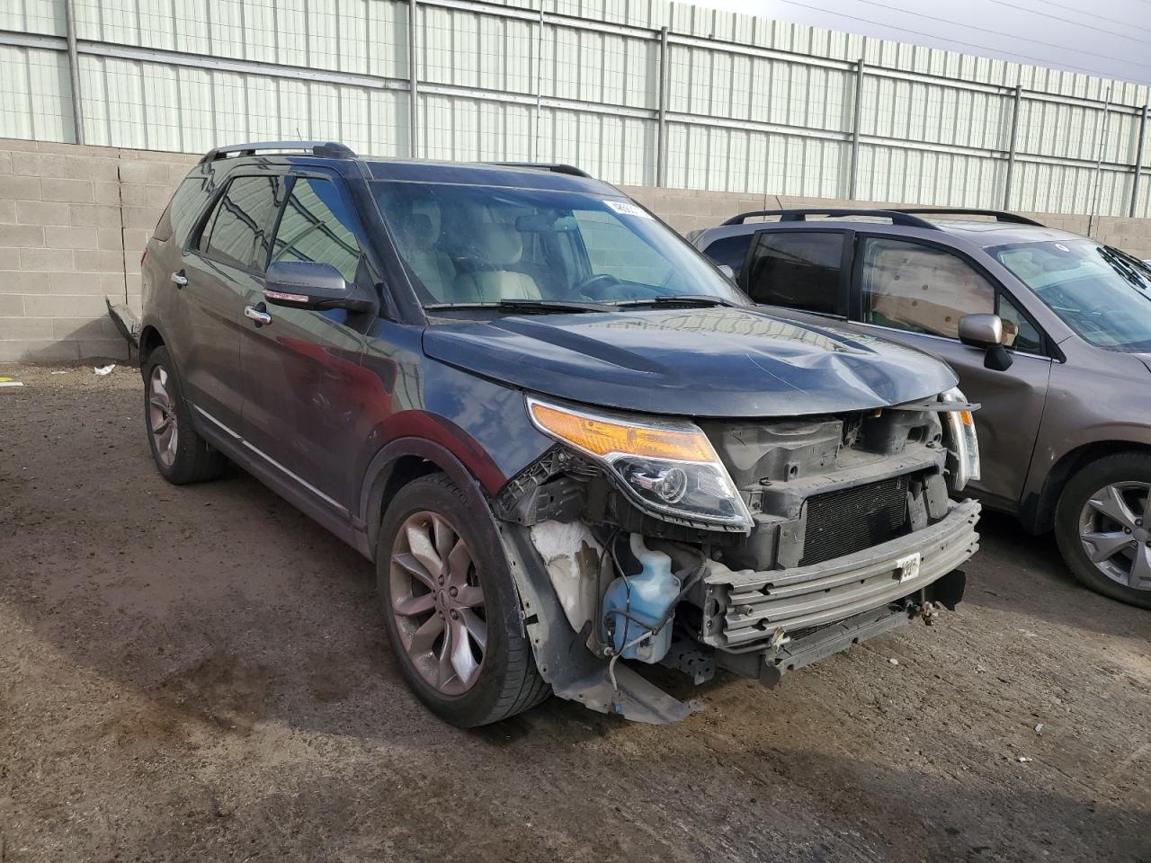 2015 Ford Explorer - Image 4