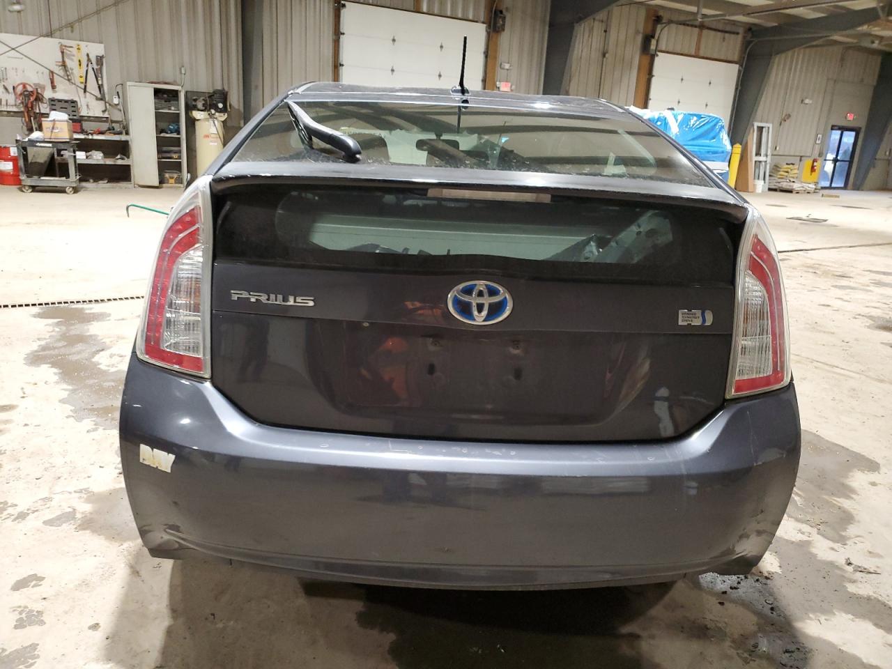 2012 Toyota Prius - Image 6