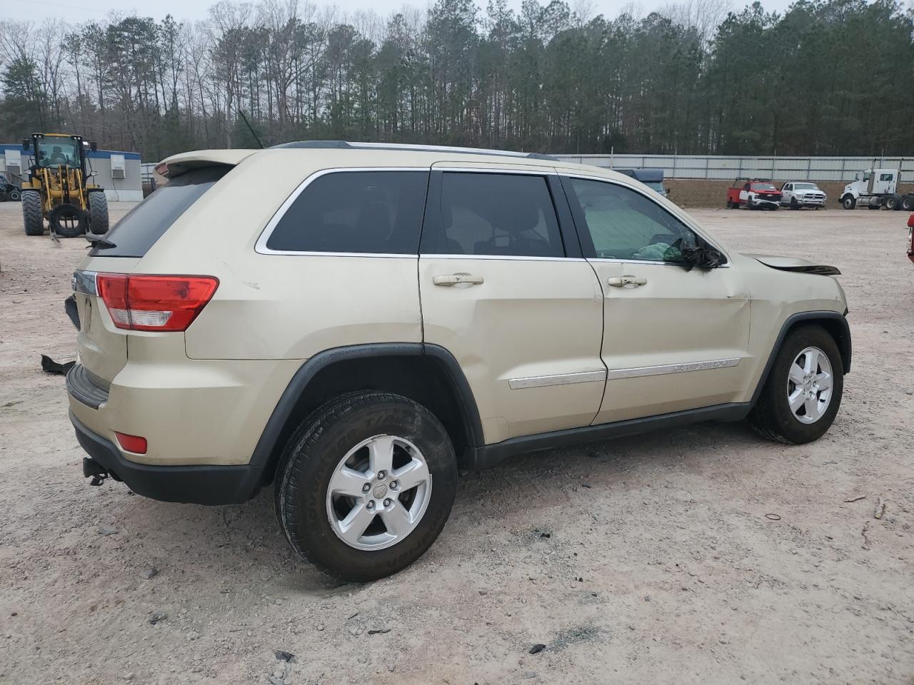 2012 Jeep Grand Cherokee - Image 3