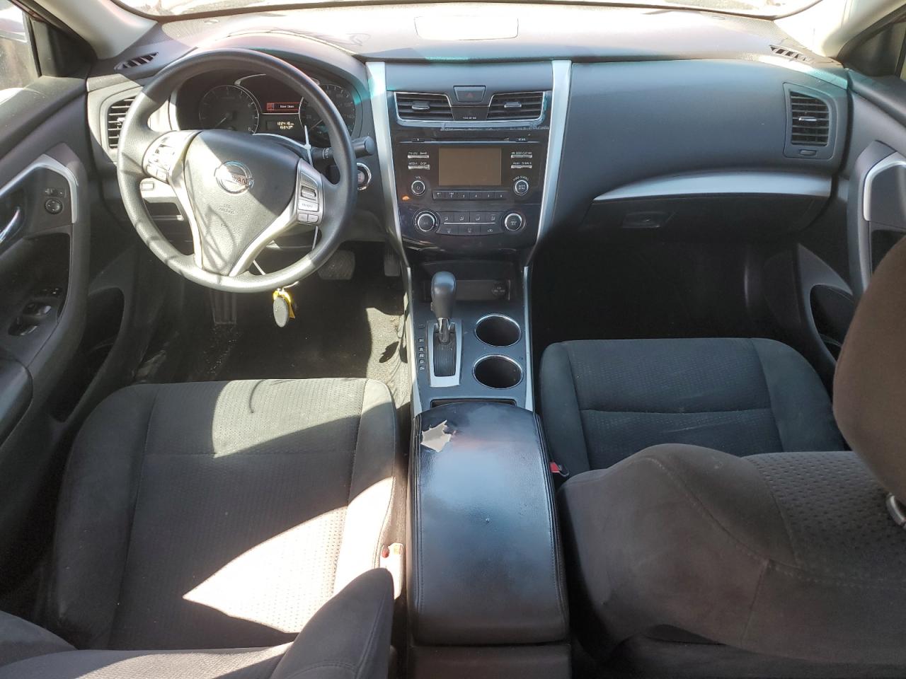 2015 Nissan Altima - Image 8