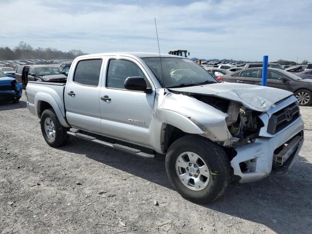 Pickups TOYOTA TACOMA 2013 Srebrny