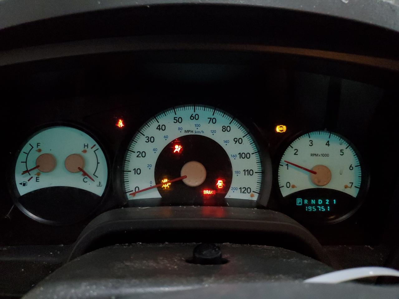 2005 Dodge Dakota Quad VIN: 1D7HE28N25S213002 Lot: 49523375