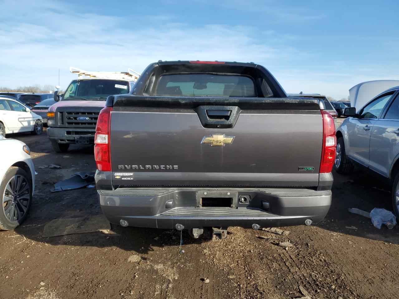 2011 Chevrolet Avalanche - Image 6