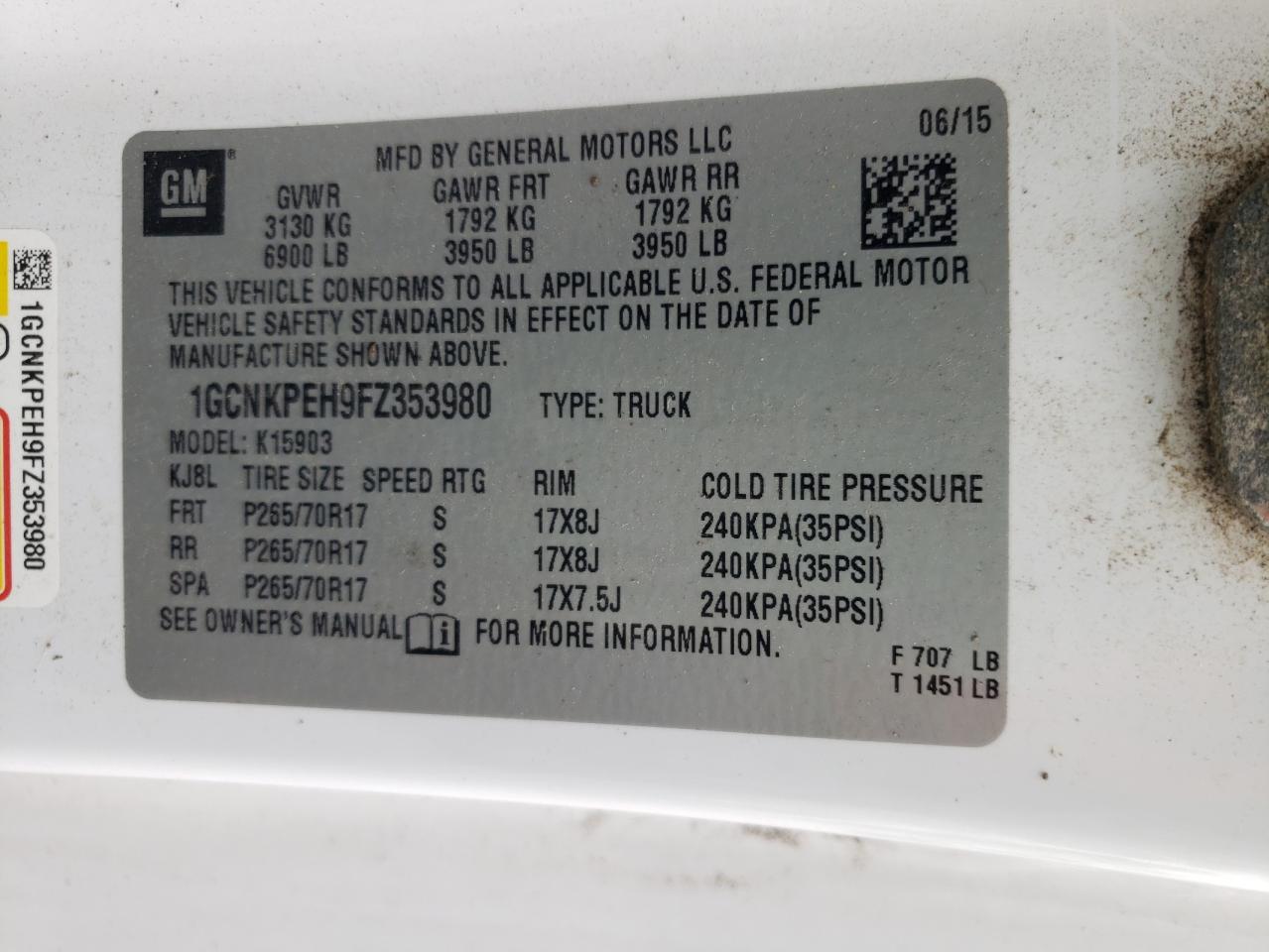 2015 Chevrolet Silverado - Image 12