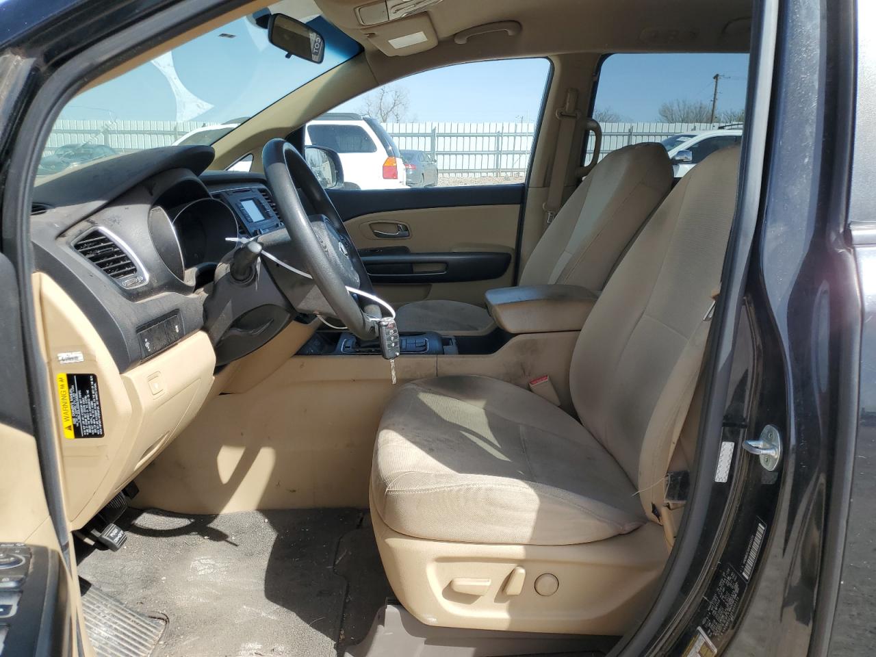 2015 Kia Sedona - Image 7