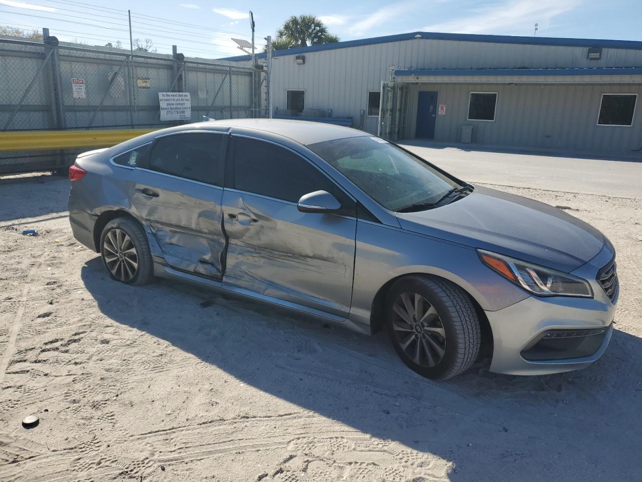 2015 Hyundai Sonata - Image 4