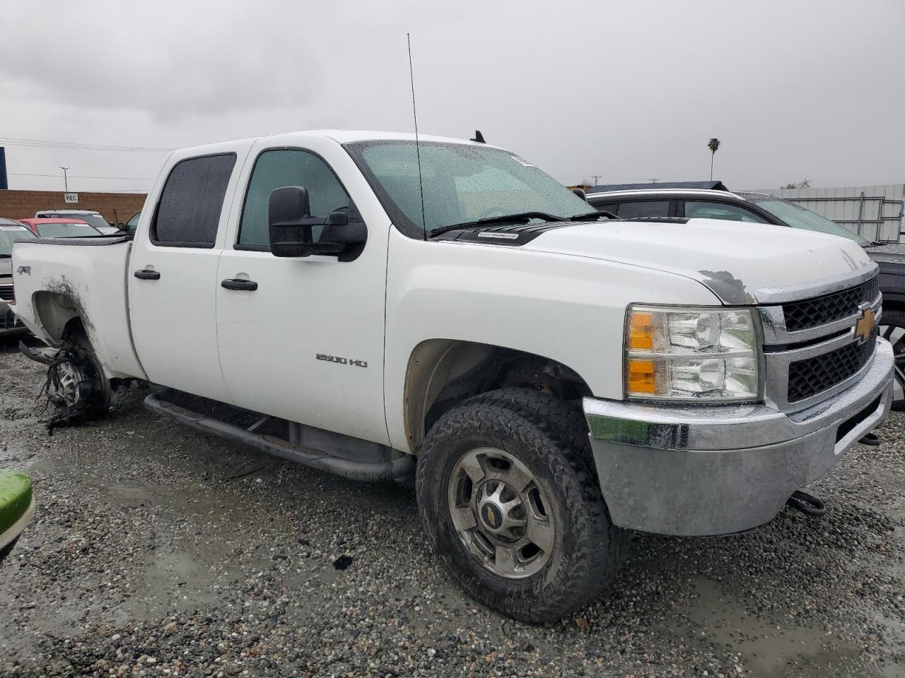 2013 Chevrolet Silverado - Image 4