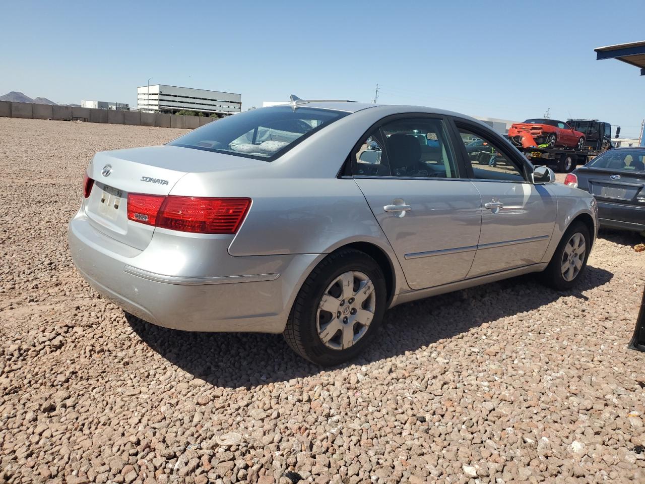 2010 Hyundai Sonata - Image 3