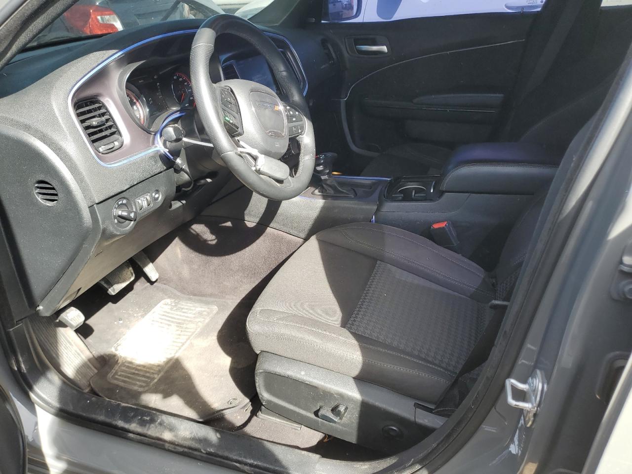 2018 Dodge Charger - Image 7