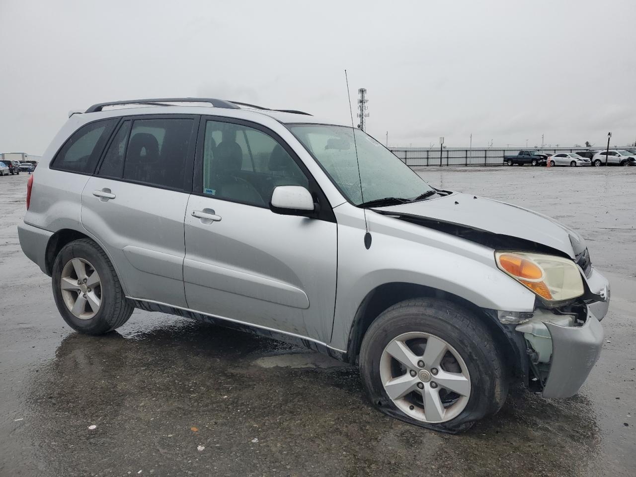 2004 Toyota RAV 4 - Image 4
