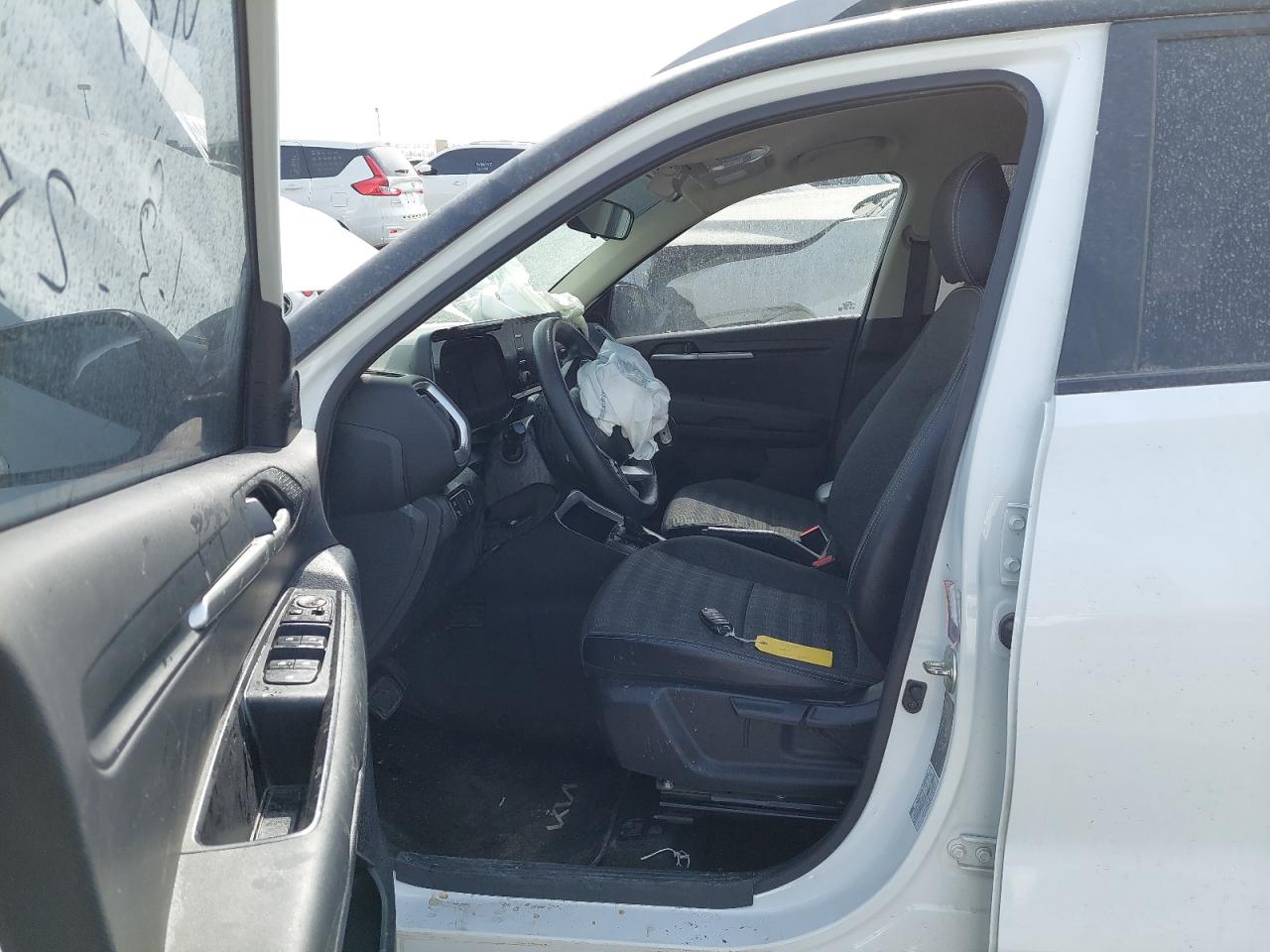 MZBFC8144PN291156 - 2023 Kia Sonet - #47328865