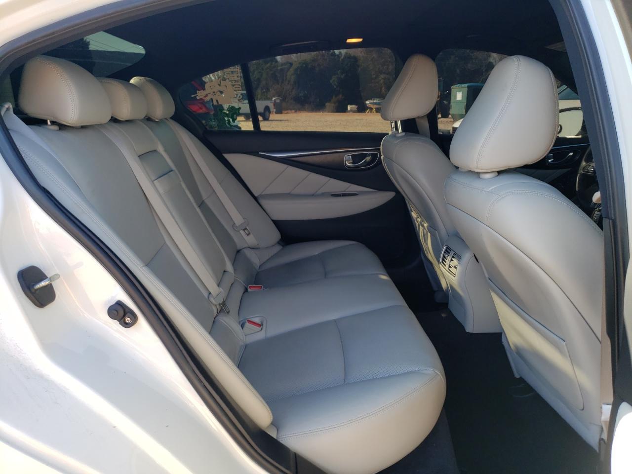 2021 Infiniti Q50 - Image 11