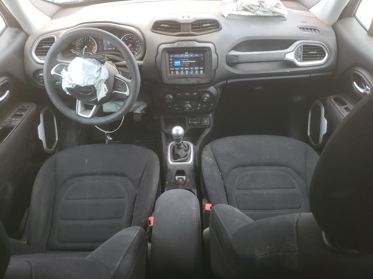 2018 Jeep Renegade - Image 8