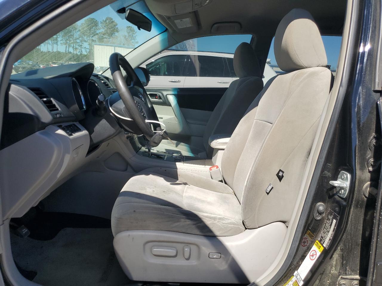 2013 Toyota Highlander - Image 7