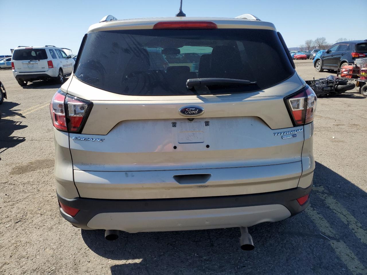 1FMCU9J96JUB66483 FORD ESCAPE 2018