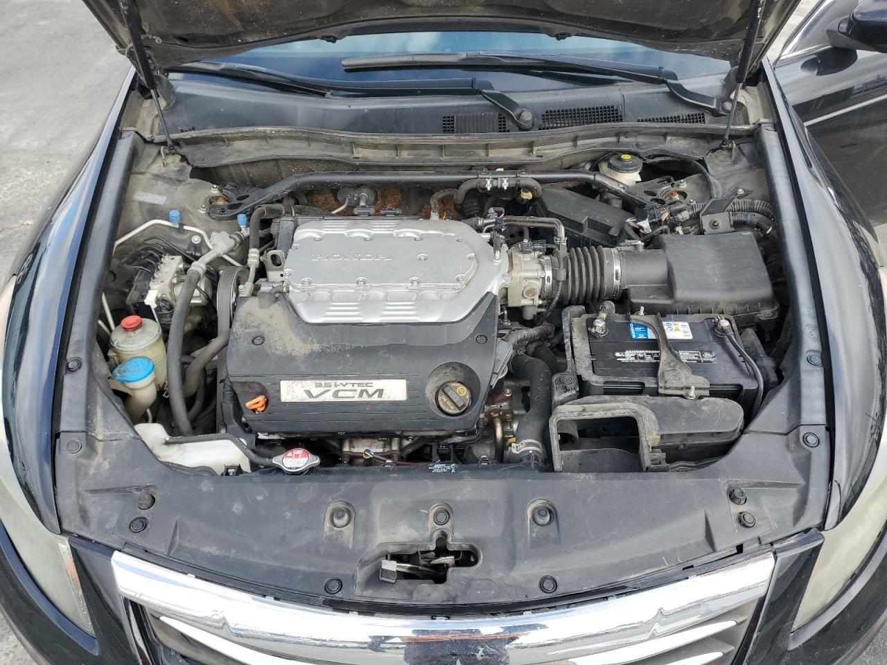 2011 Honda Accord - Image 13
