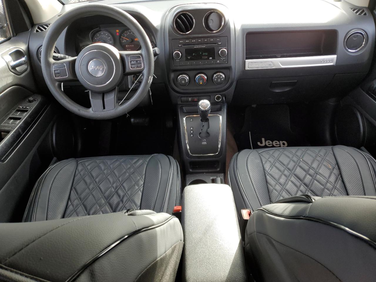 2014 Jeep Compass - Image 8