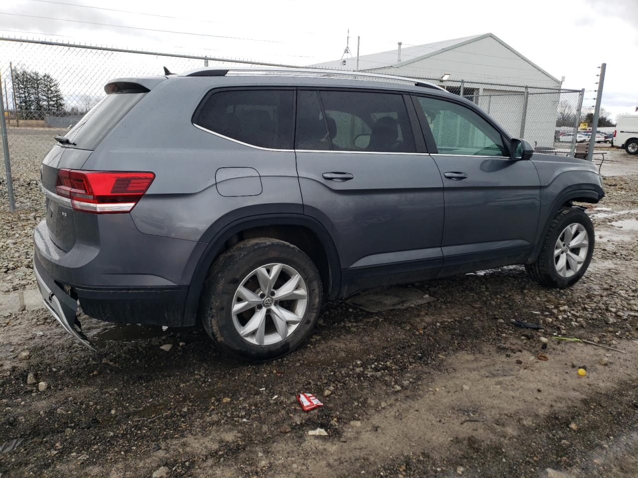 2018 Volkswagen Atlas - Image 3