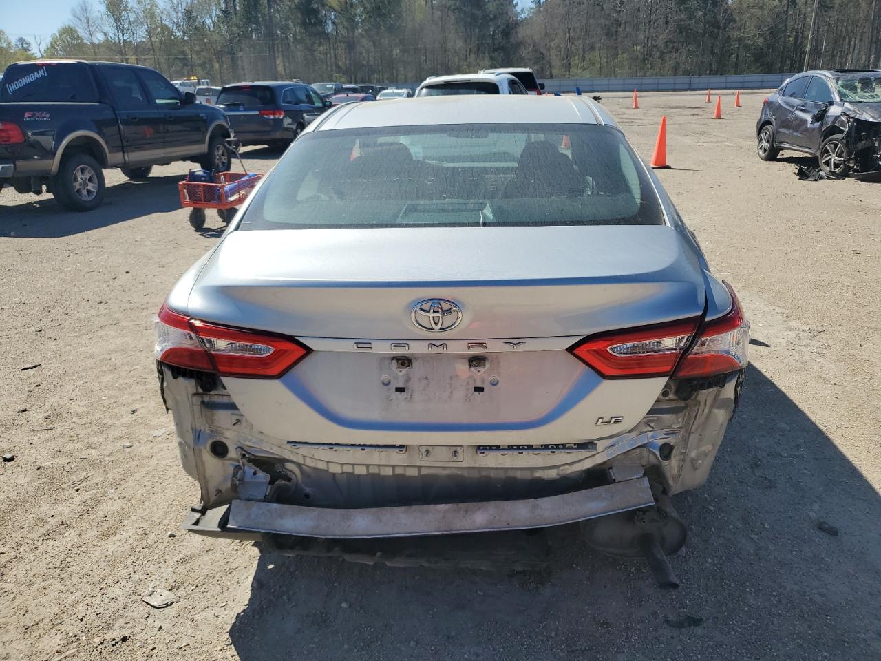 2018 Toyota Camry - Image 6