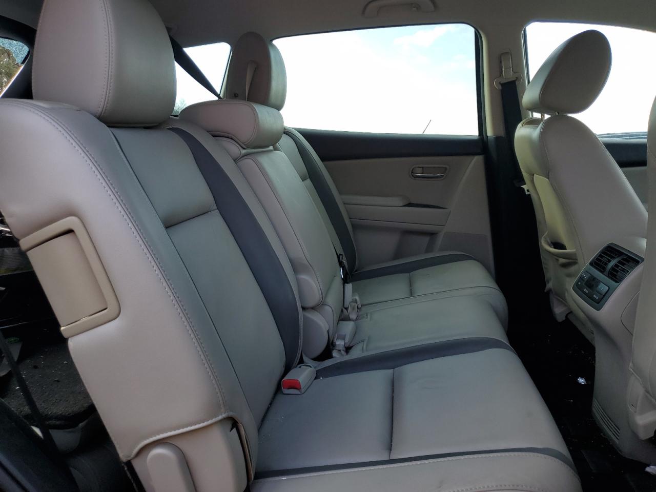 2012 Mazda CX-9 - Image 11