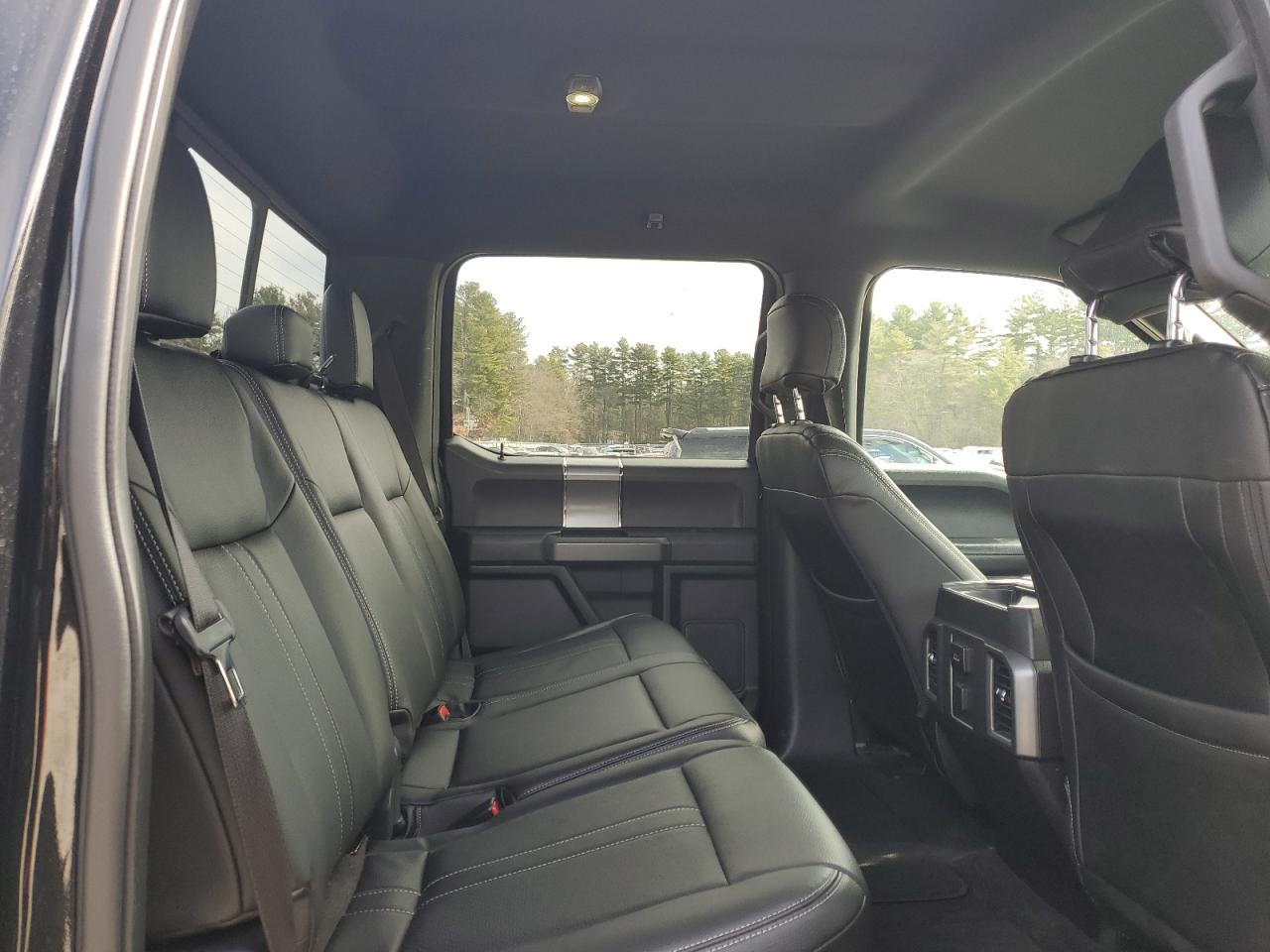 2015 Ford F-150 - Image 10