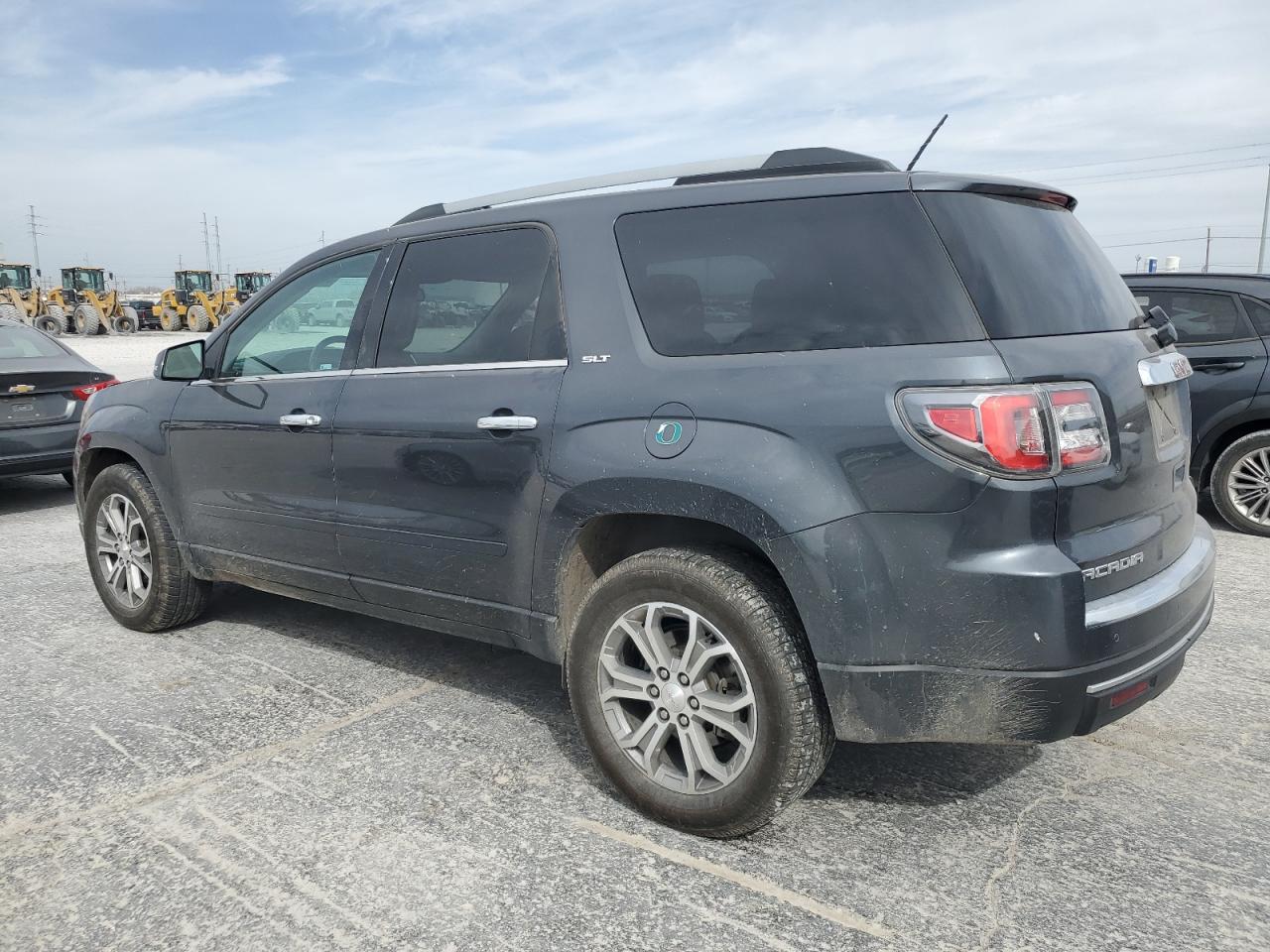 2014 GMC Acadia - Image 2