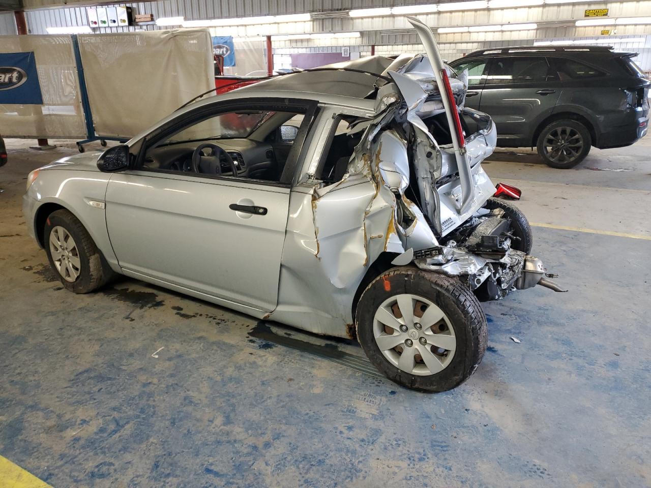 2008 Hyundai Accent - Image 2