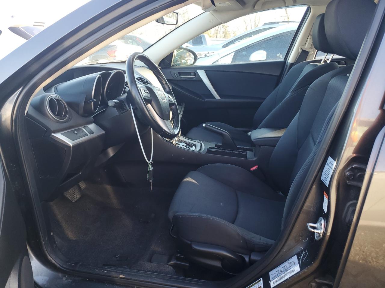 2010 Mazda 3 - Image 7