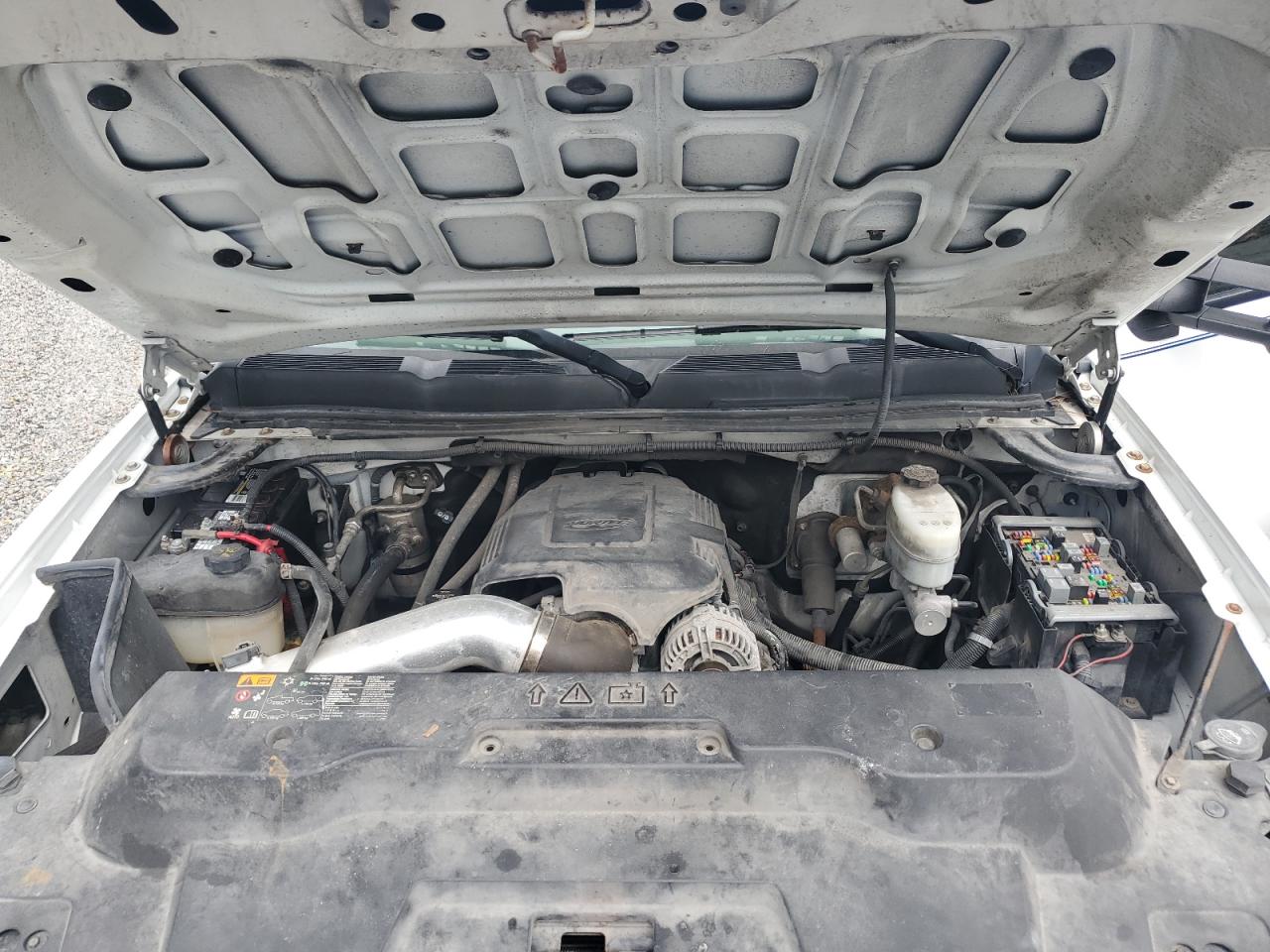 2013 Chevrolet Silverado - Image 11