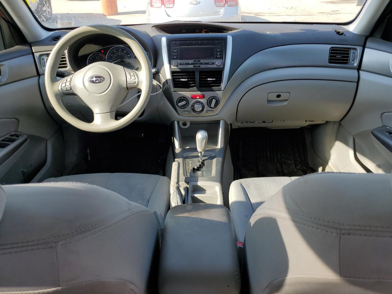 2010 Subaru Forester - Image 8