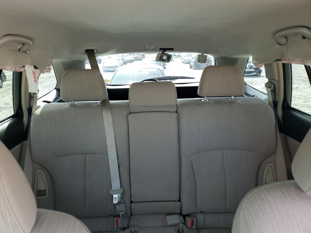 2014 Subaru Outback - Image 10