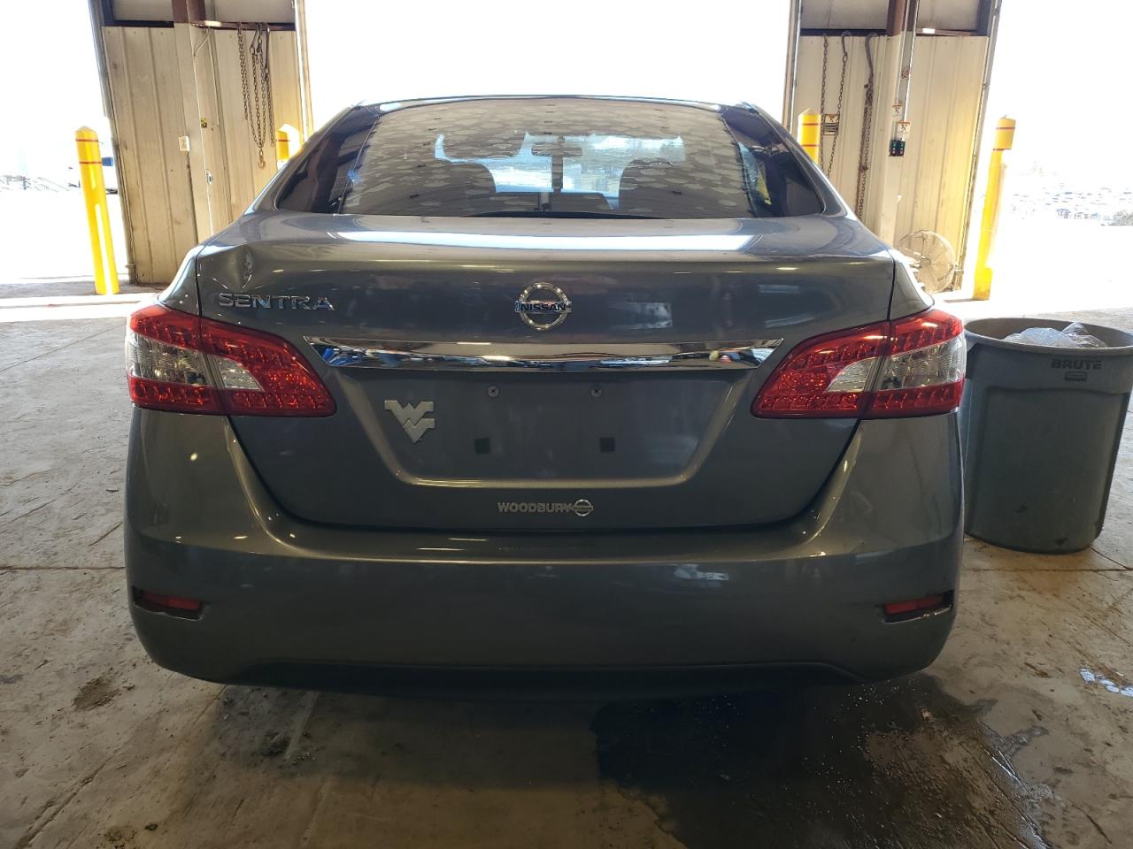 2015 Nissan Sentra - Image 6