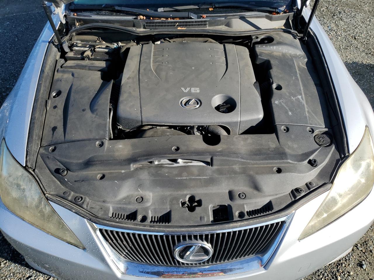 2008 Lexus IS - Image 11