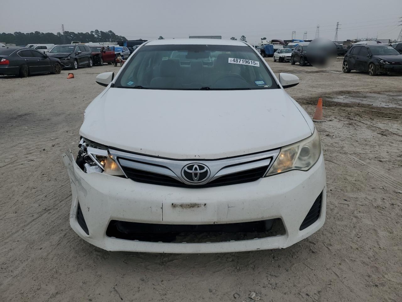 2012 Toyota Camry - Image 5