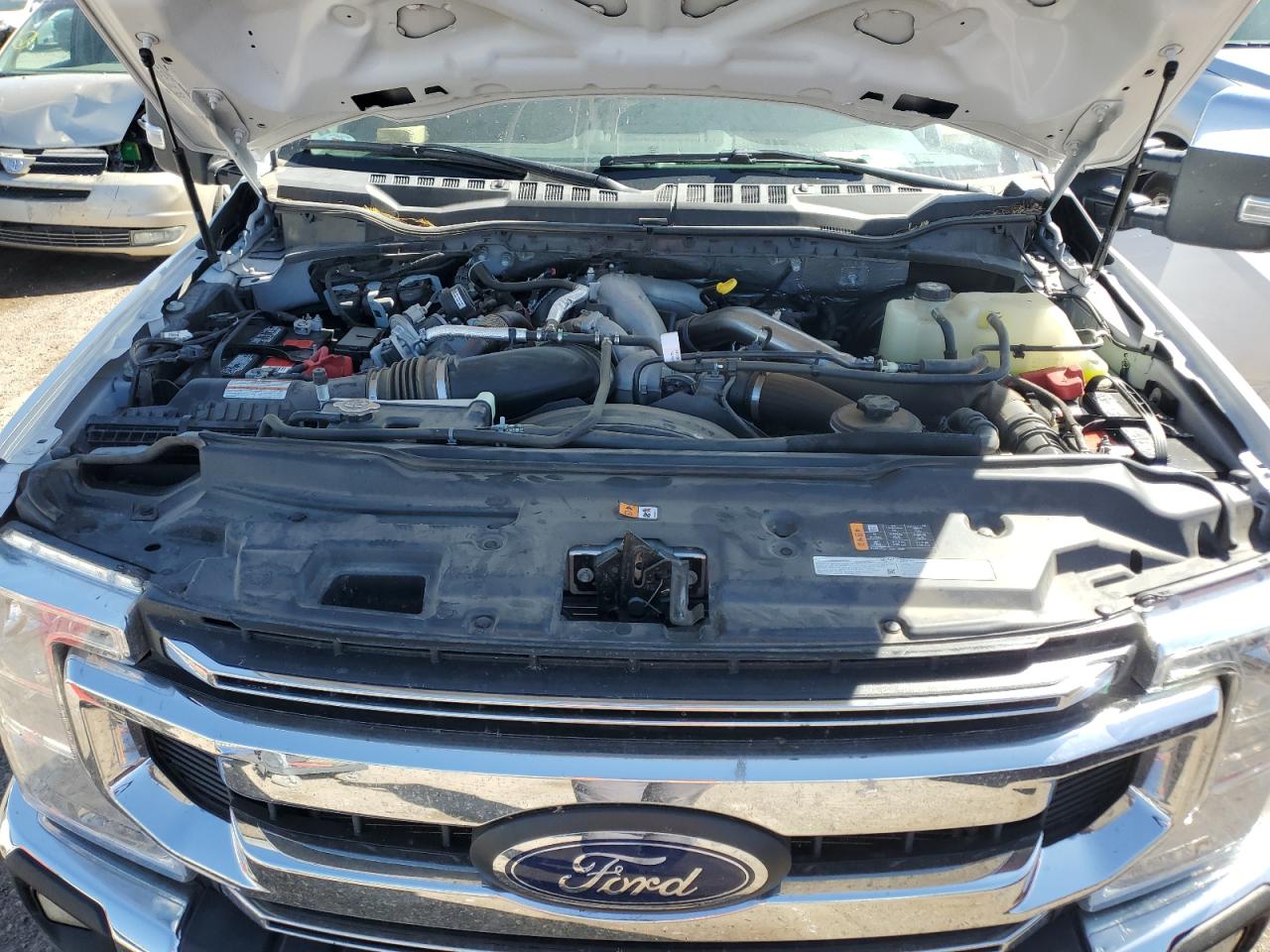 2022 Ford F350 - Image 11
