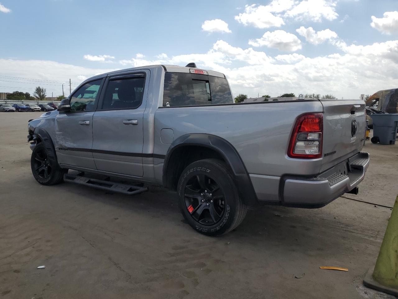 2022 RAM 1500 - Image 2