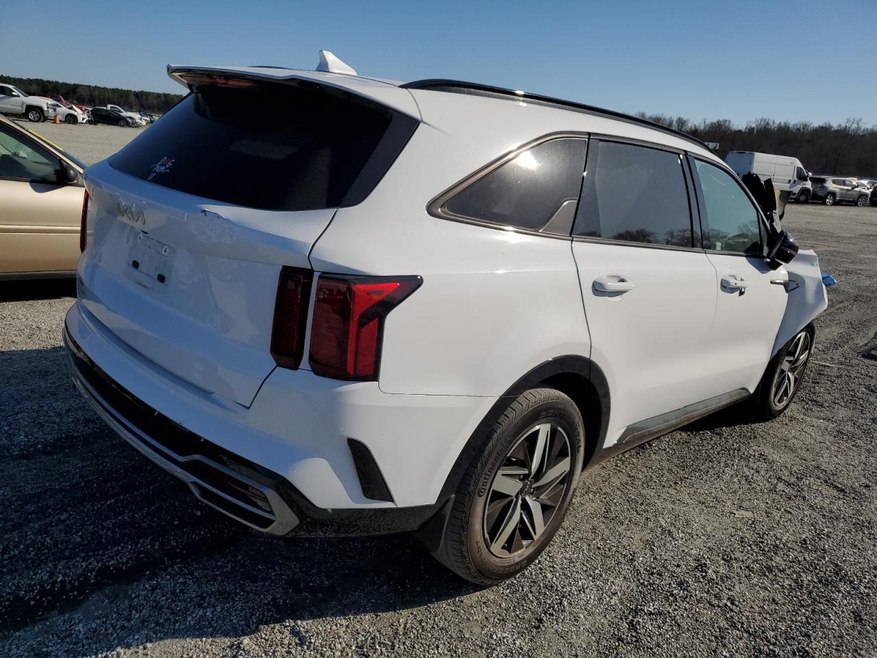 2023 Kia Sorento - Image 3