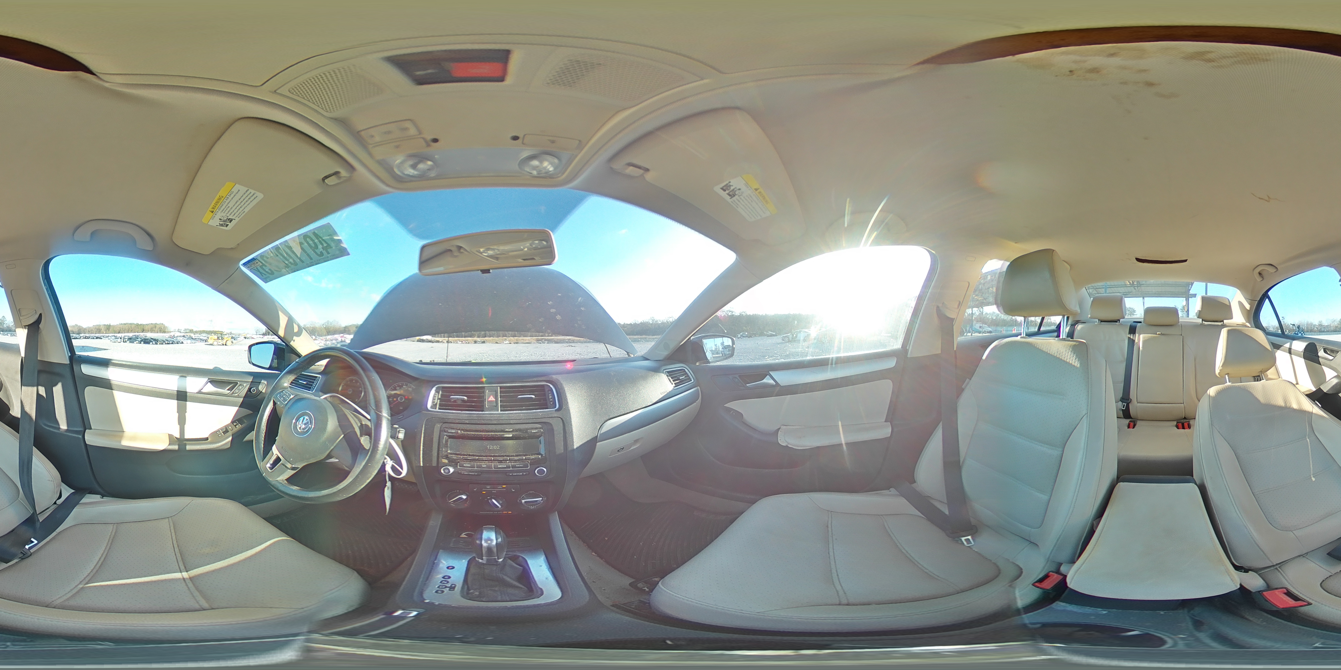 2014 Volkswagen Jetta - Image 12