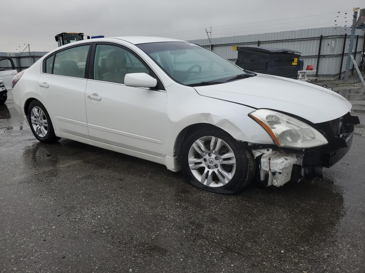 2011 Nissan Altima - Image 4