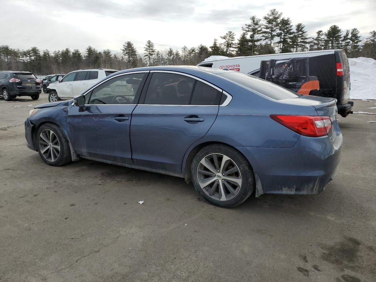 2015 Subaru Legacy - Image 2
