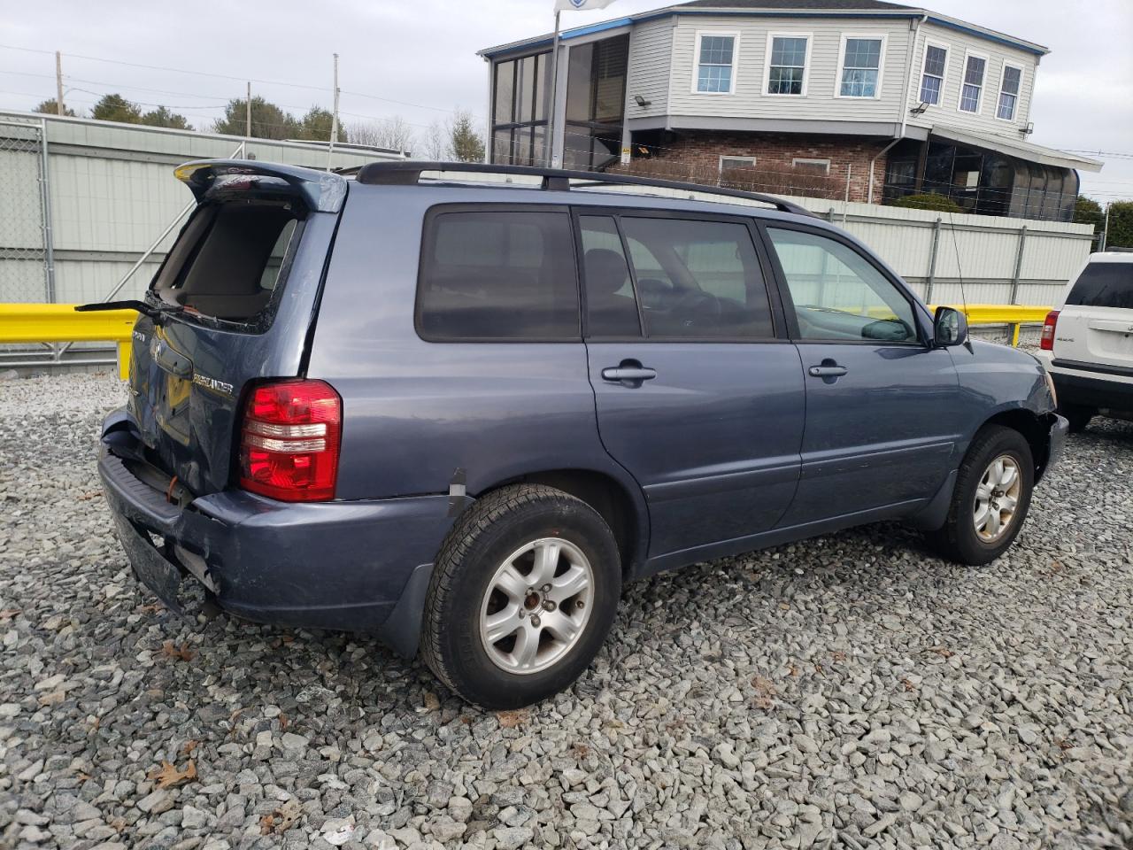 2003 Toyota Highlander - Image 3