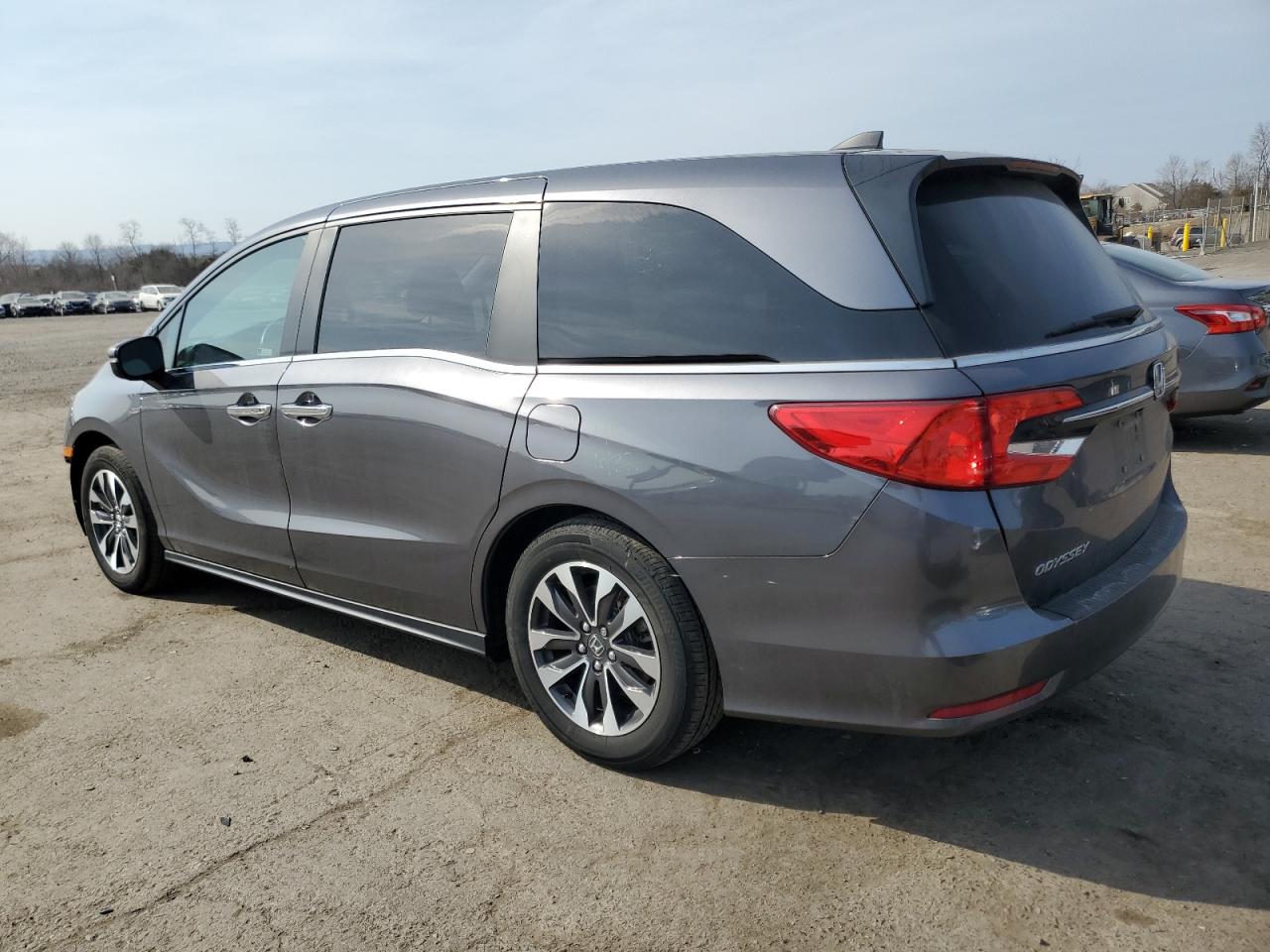 2024 Honda Odyssey - Image 2