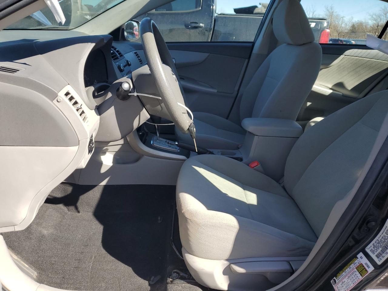 2010 Toyota Corolla - Image 7