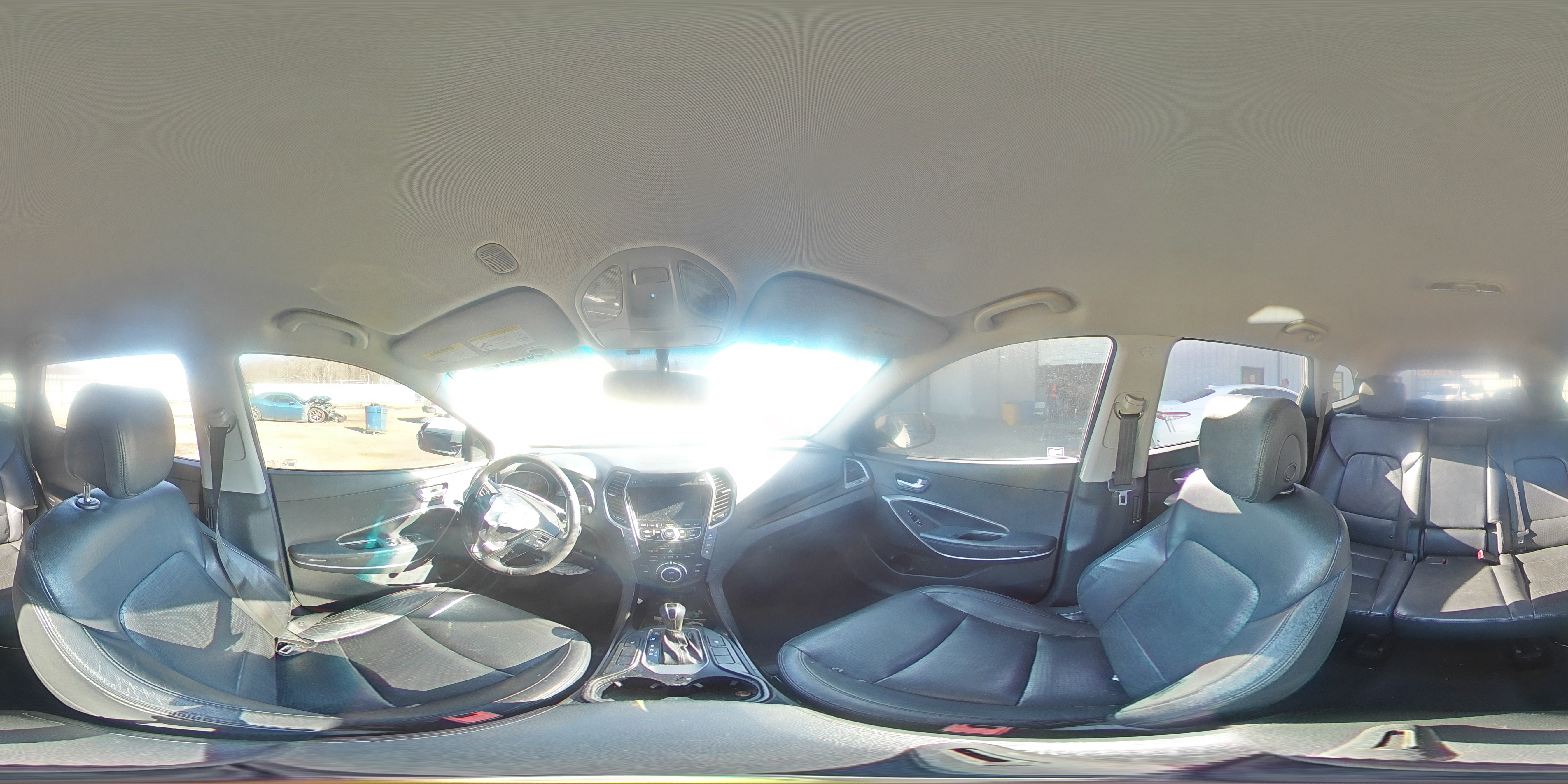 2013 Hyundai Santa Fe - Image 13