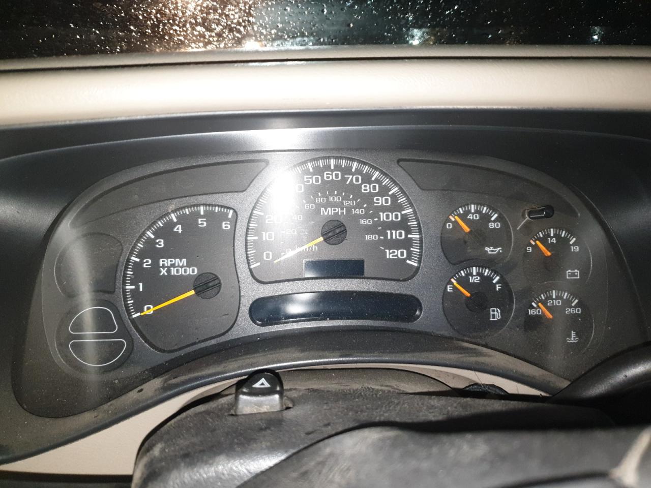 2004 Chevrolet Suburban C VIN: 149696 Lot: 48267505