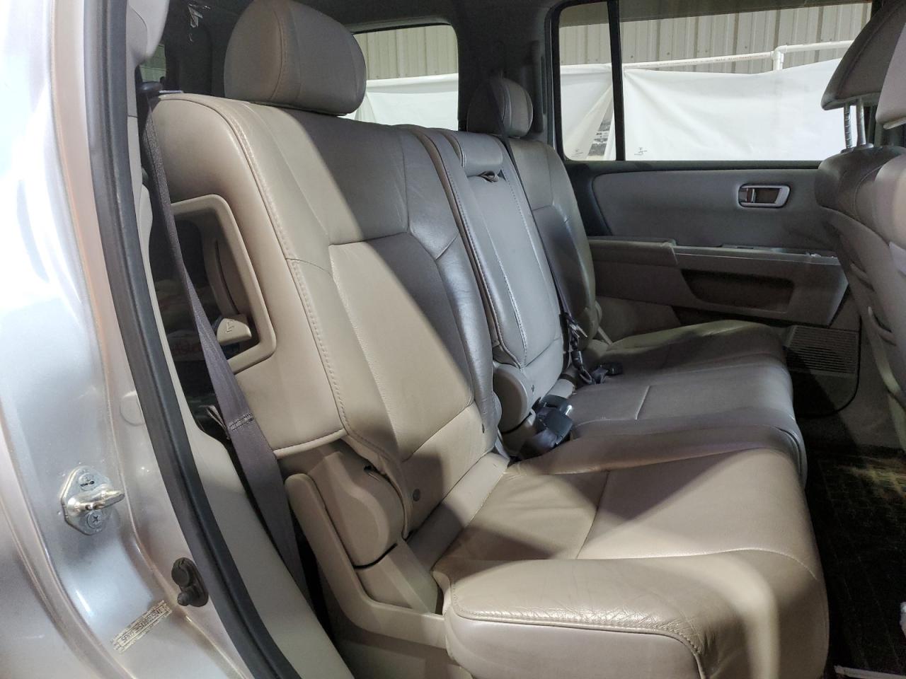 2011 Honda Pilot - Image 11