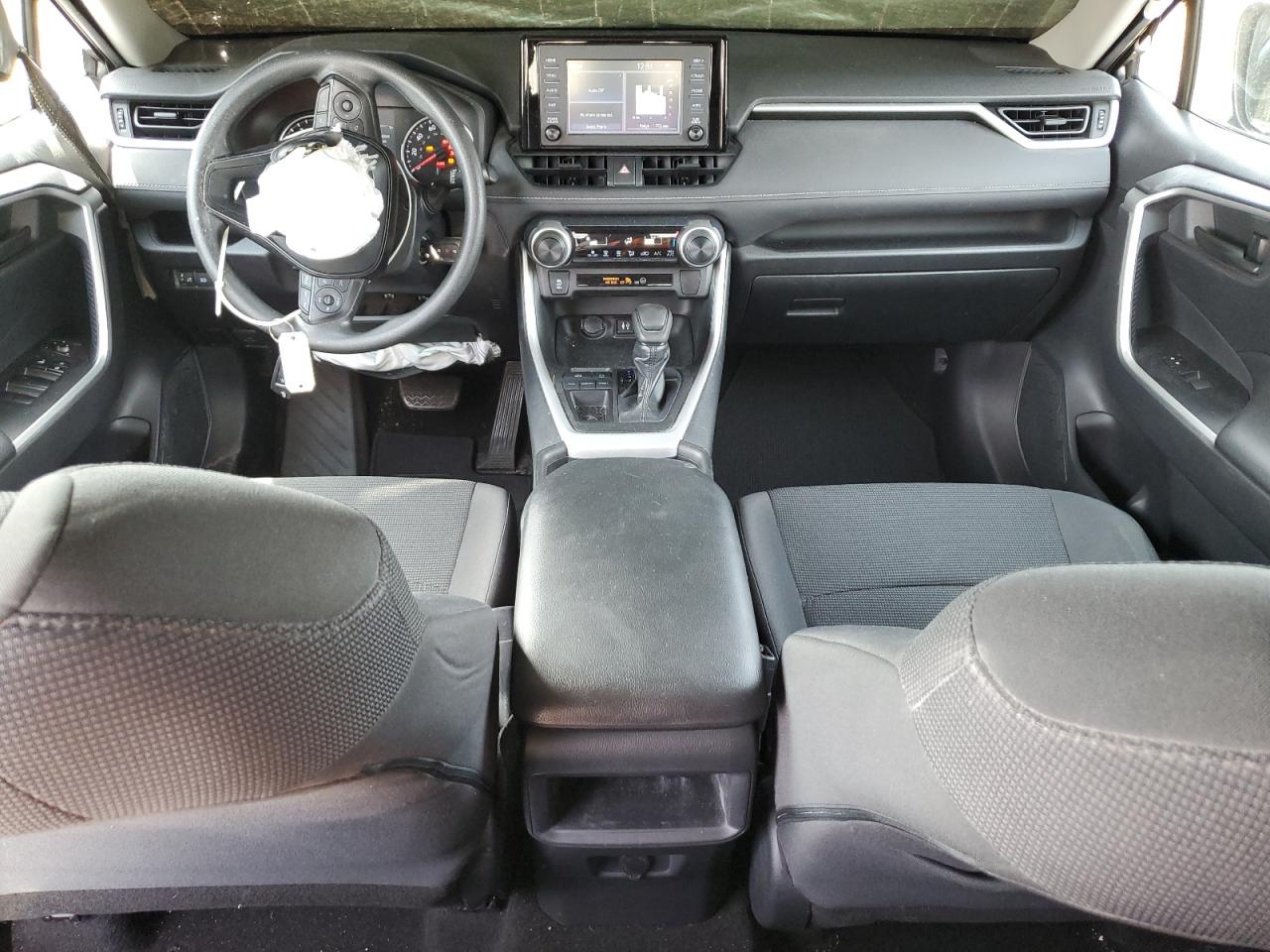 2019 Toyota RAV 4 - Image 8