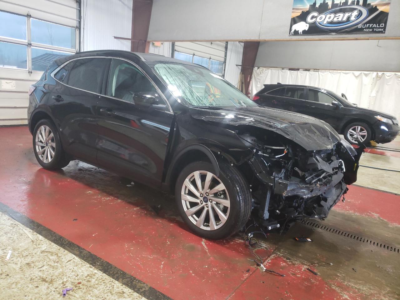 1FMCU9J9XNUB44749 FORD ESCAPE 2022
