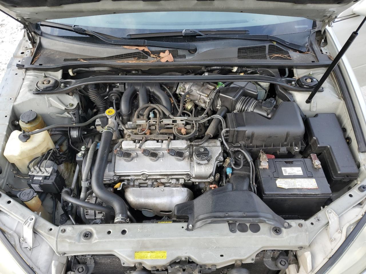 2004 Toyota Camry - Image 11